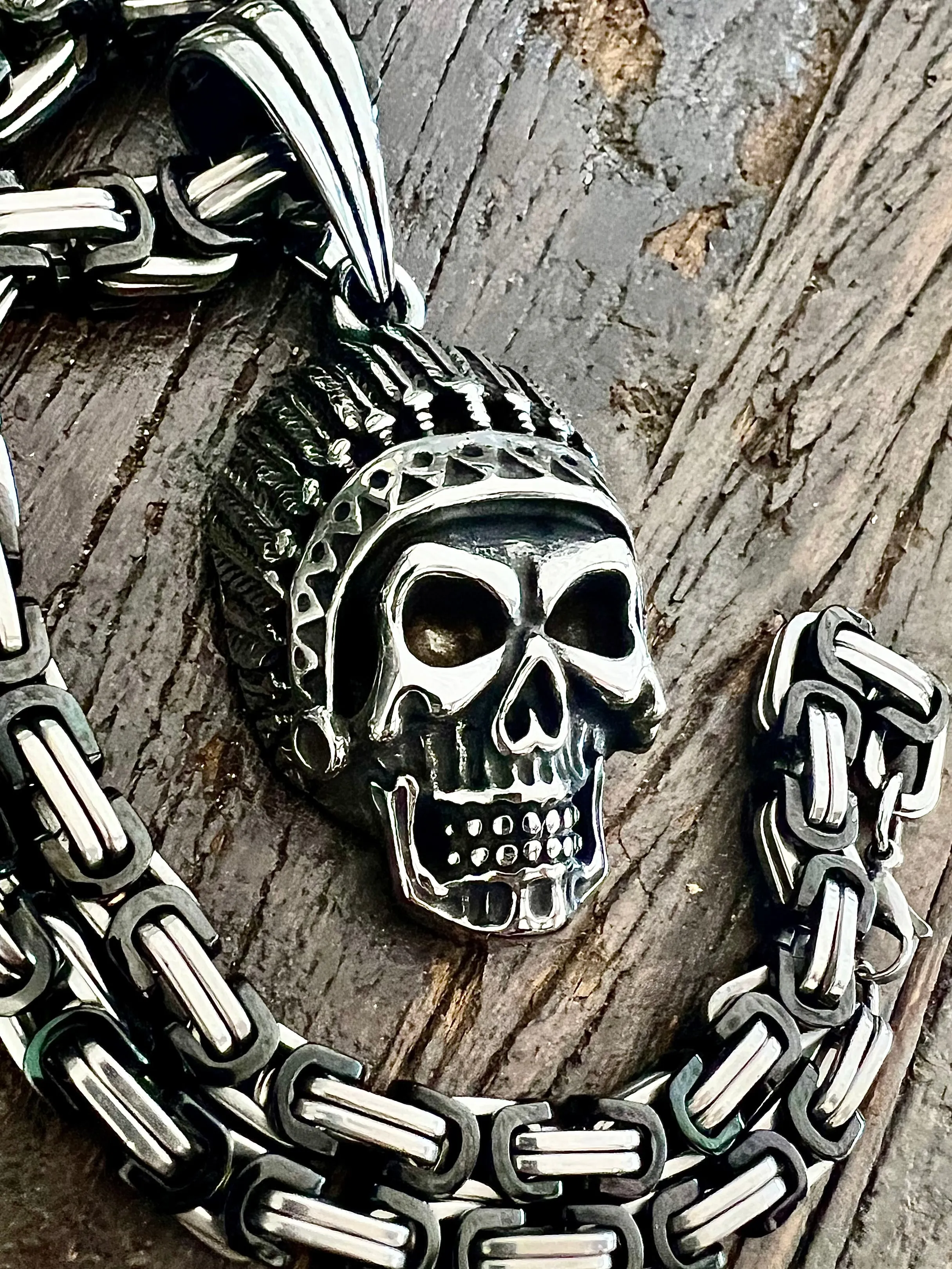 Bone Crusher - Indian Pendant - Necklace (839)