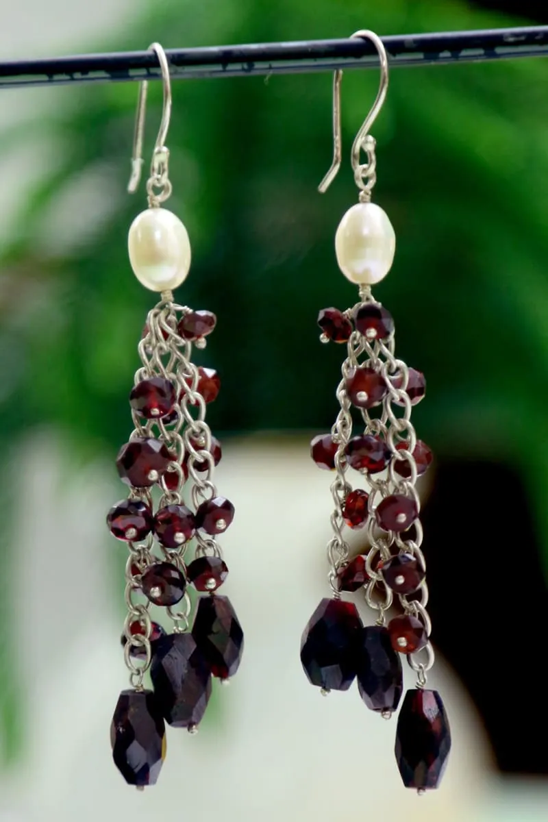 Garnet Delight, Fresh water pearls. Garnet beads earrings