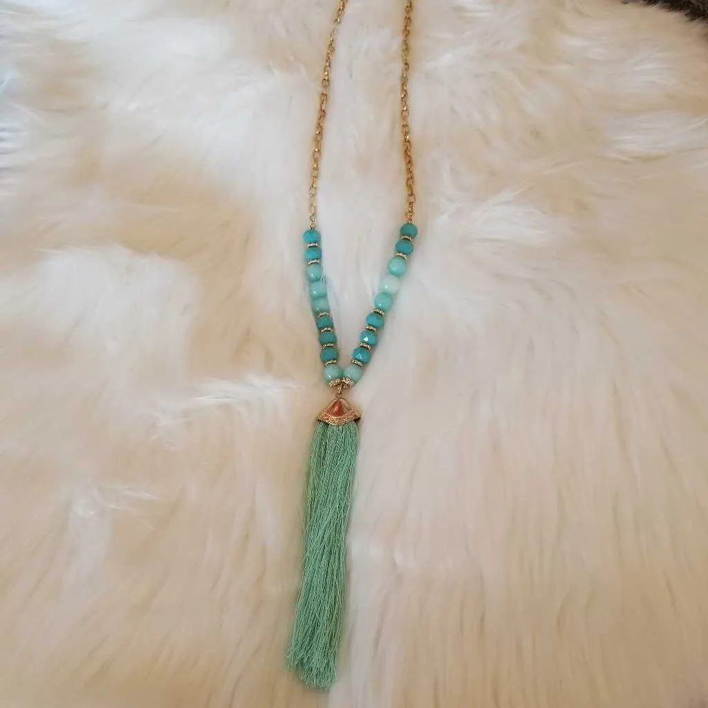 New! Fashion Jewelry w/ Tassel