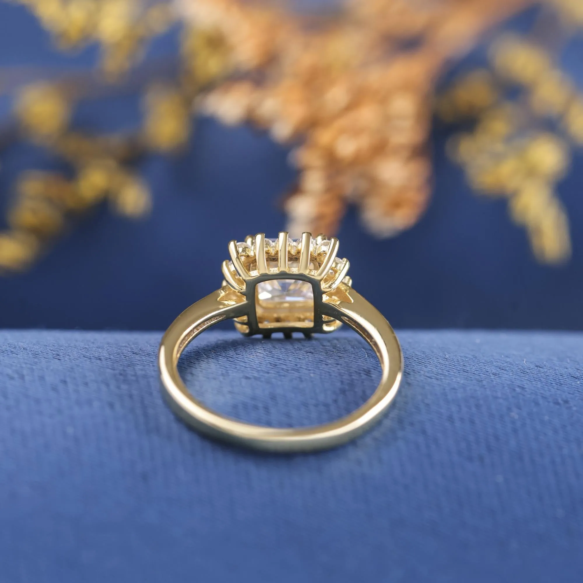 Princess Cut & Round Starburst Diamond Halo Wedding Ring