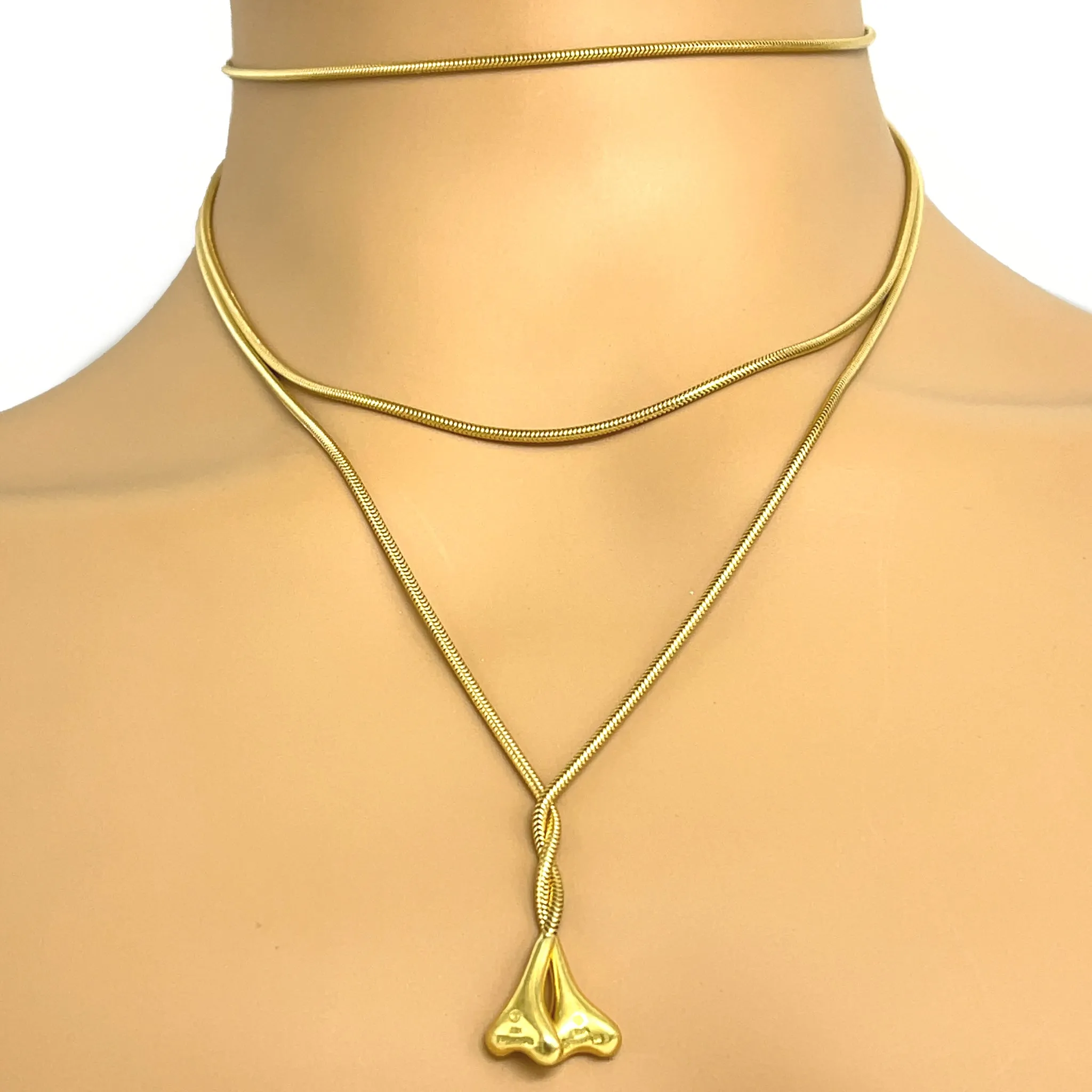 Tiffany and Co. Vintage Bone End Long Lariat Necklace in 18k Yellow Gold