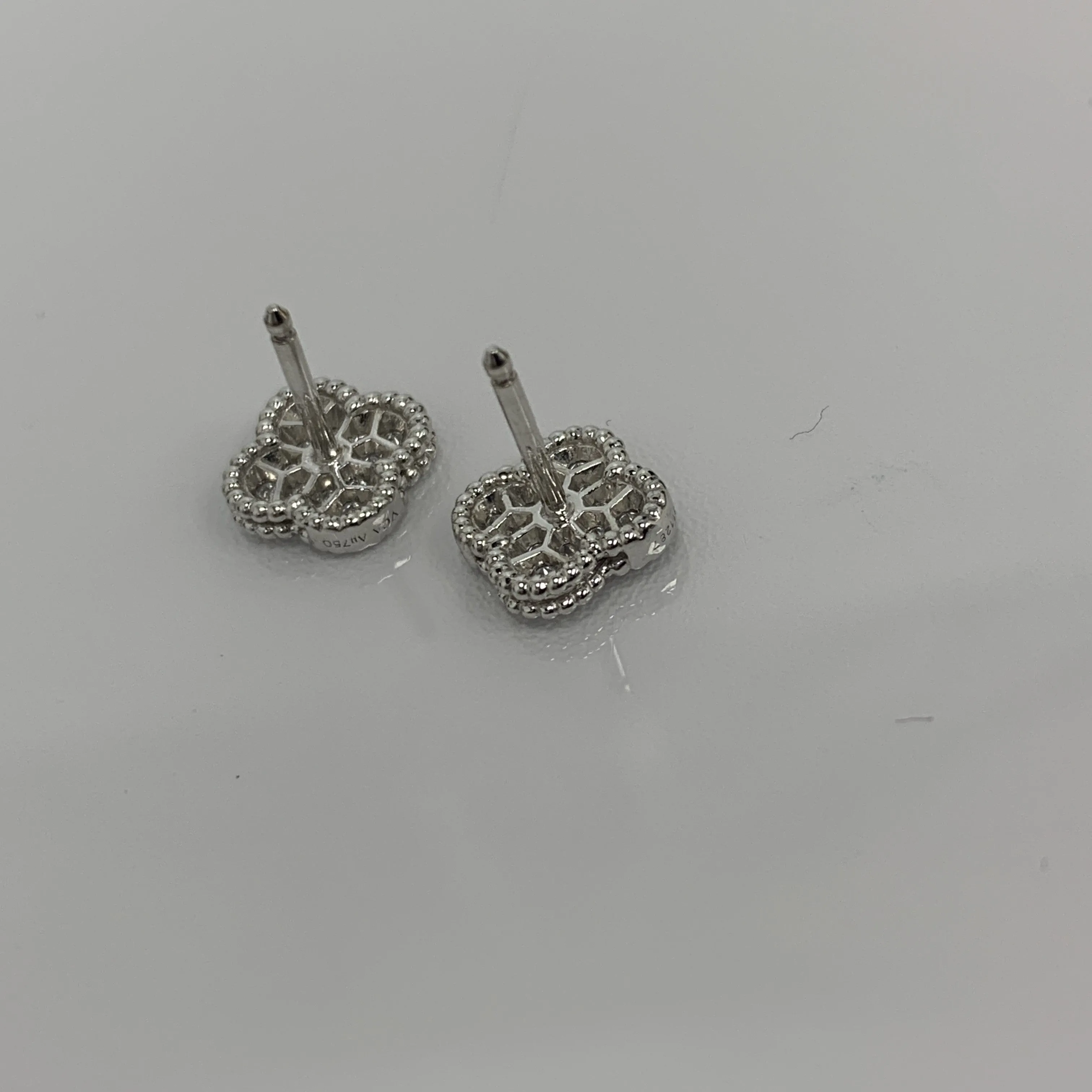 Van Cleef & Arpels Sweet Alhambra Earstuds